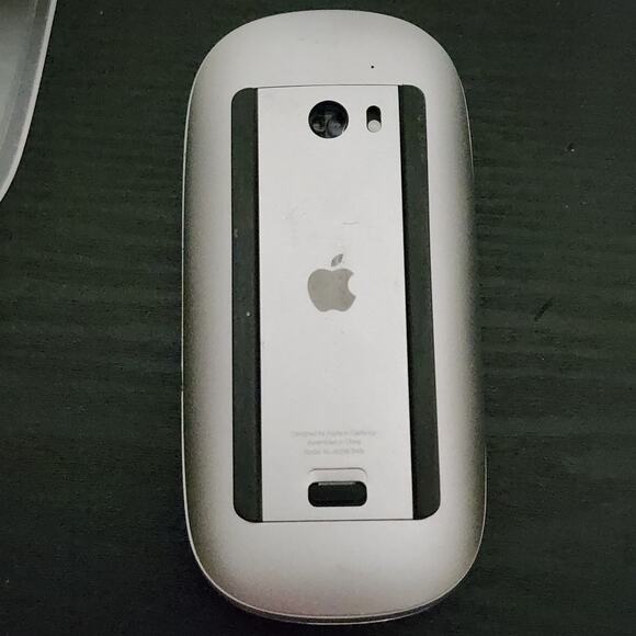 Apple Magic Mouse Wireless Model A1296 Bluetooth Mac Mouse With Original Case - Picture 3 of 6
